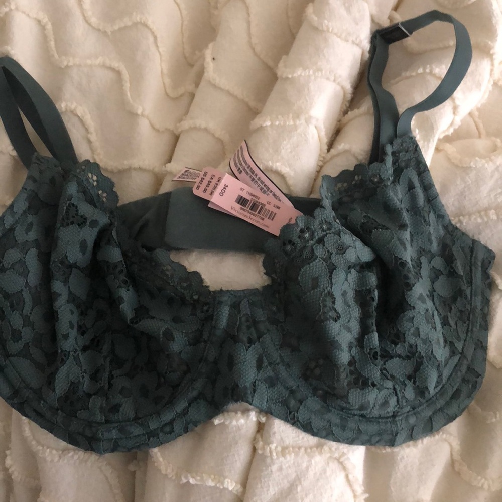 Victoria secret 34dd